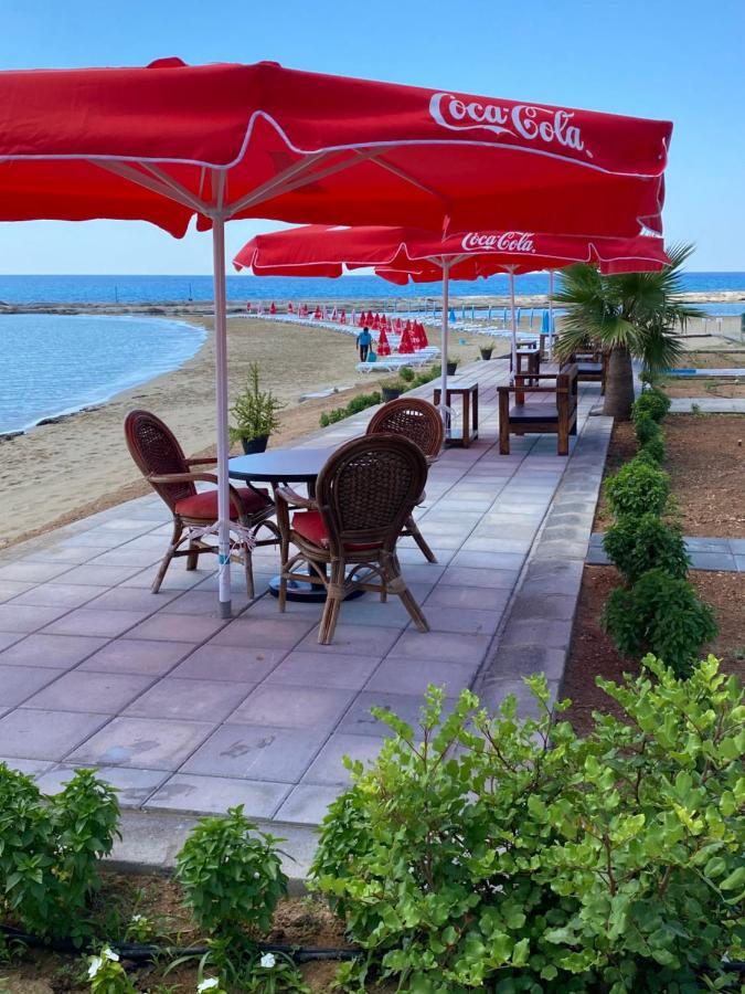 Otel Livana 2*