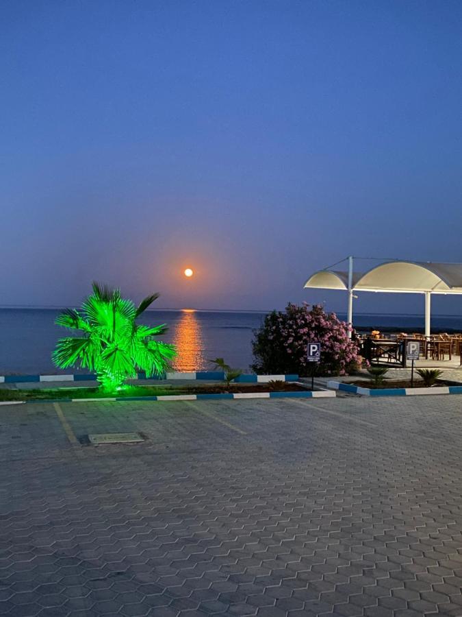 Hotel Livana 2*